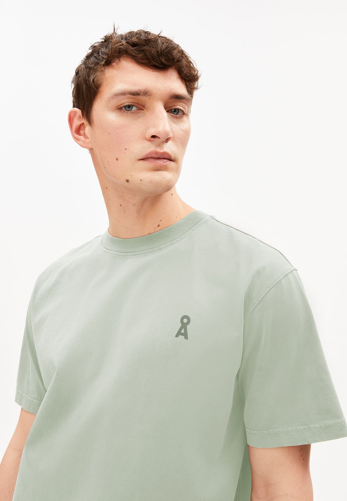 material or logo detail