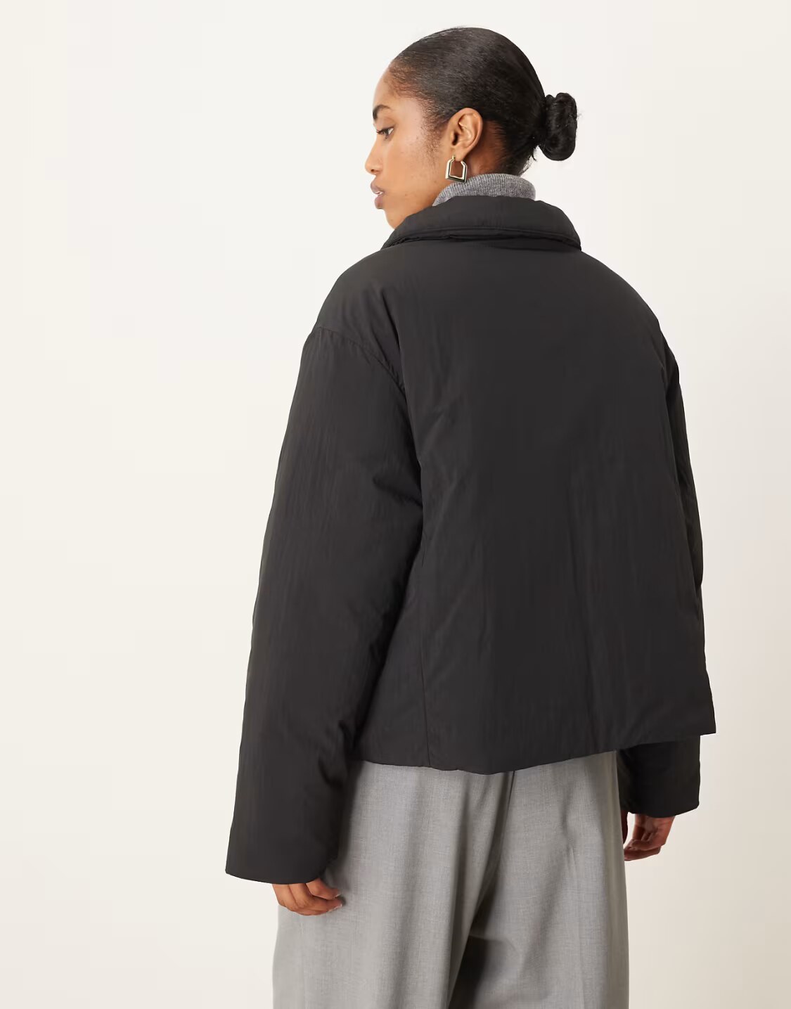 zip fastening detail