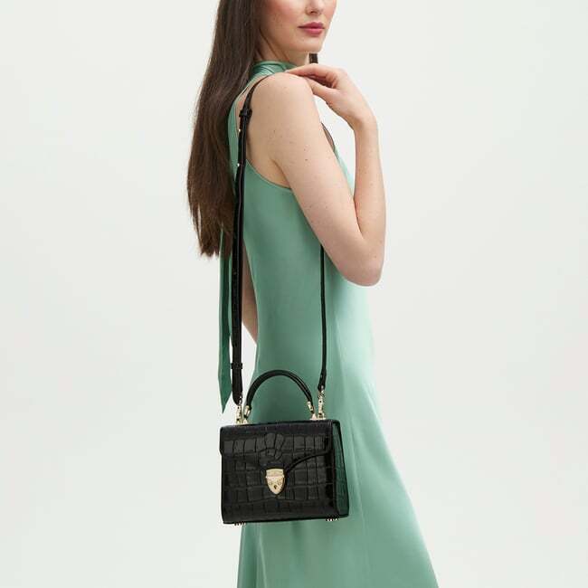 Long-strap styling view