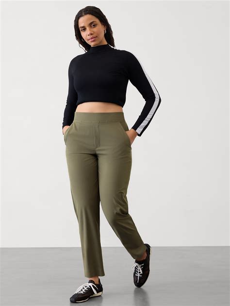 Brooklyn Mid Rise Ankle Pant | Athleta