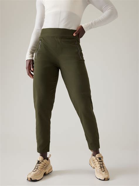 Trekkie North High Rise Jogger | Athleta