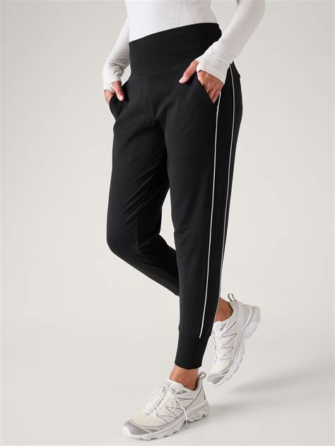Venice High Rise Jogger | Athleta
