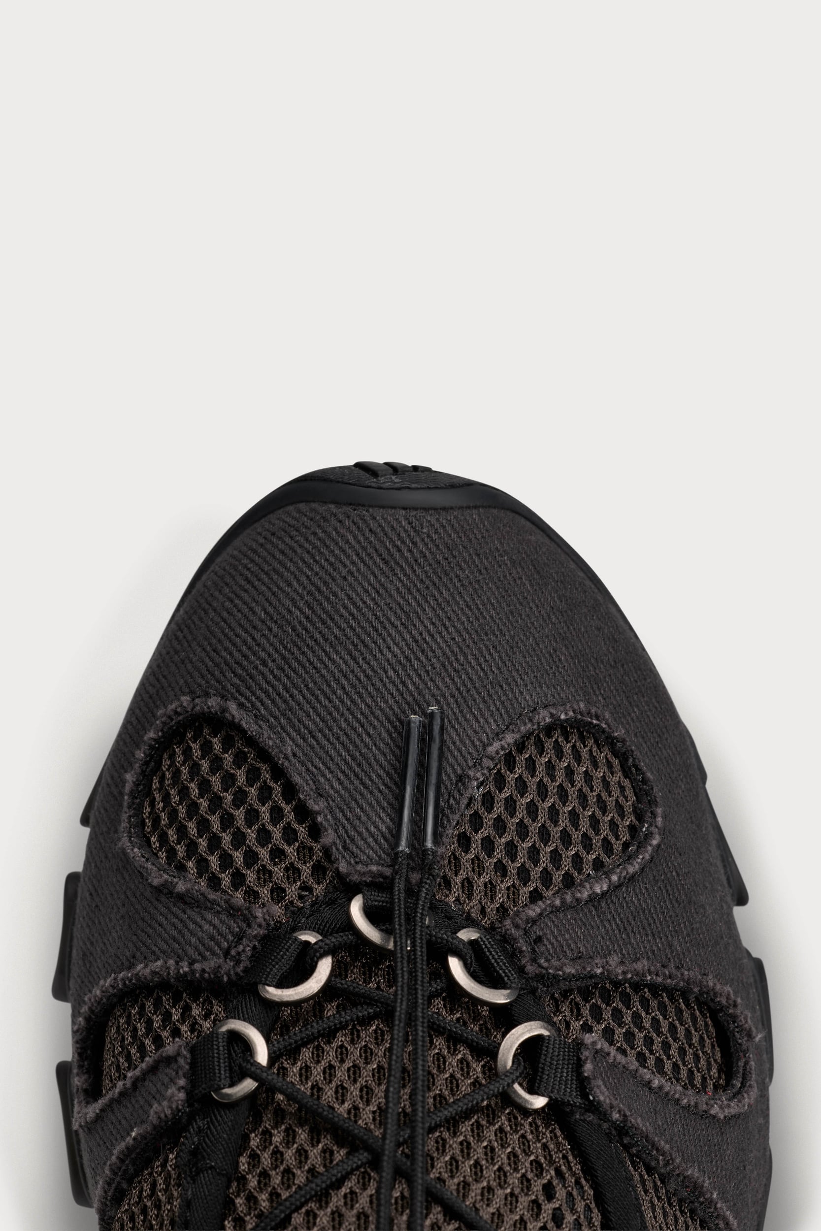 toe detail