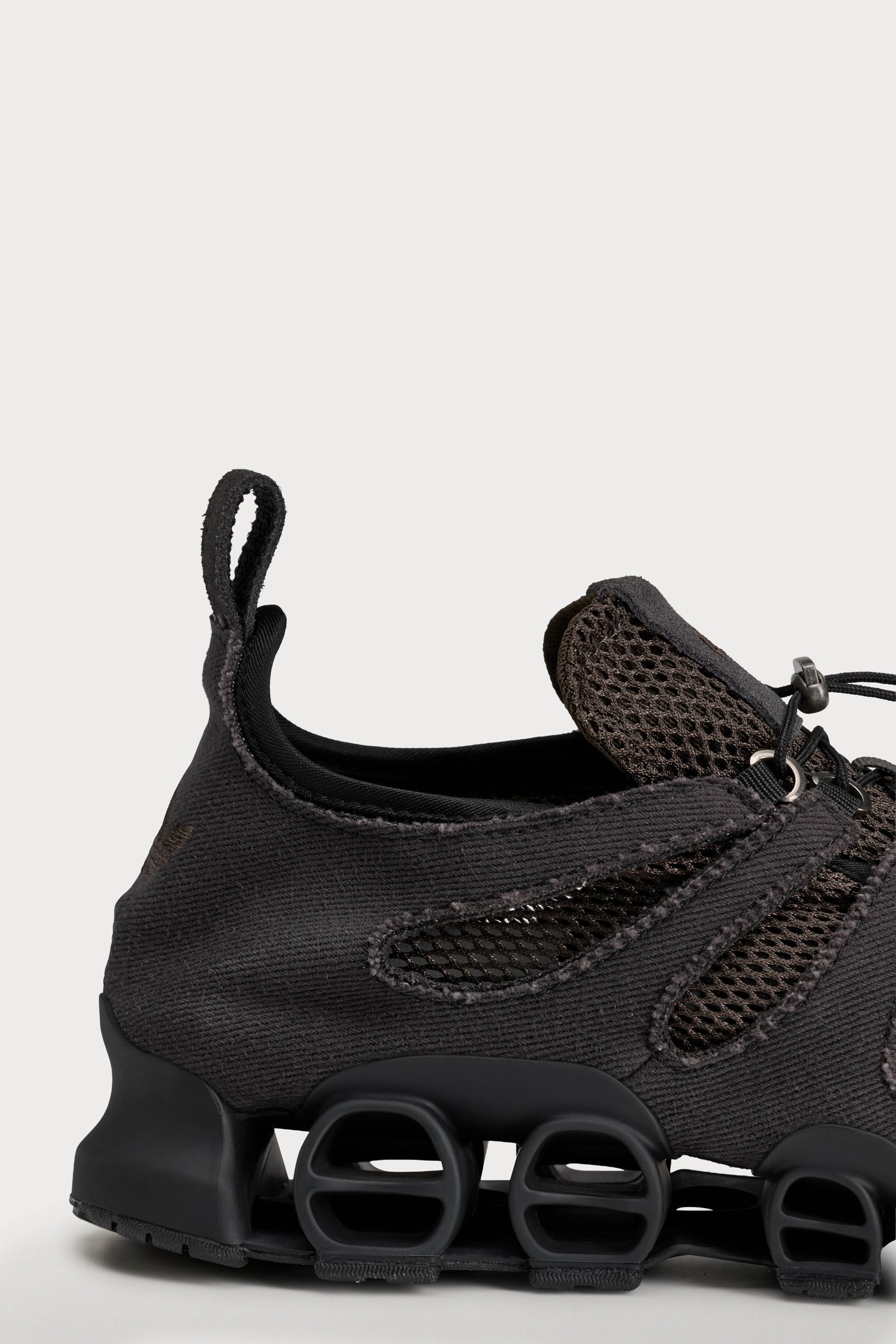midsole detail