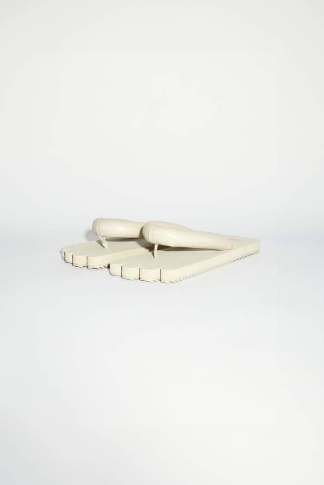 beige colourway