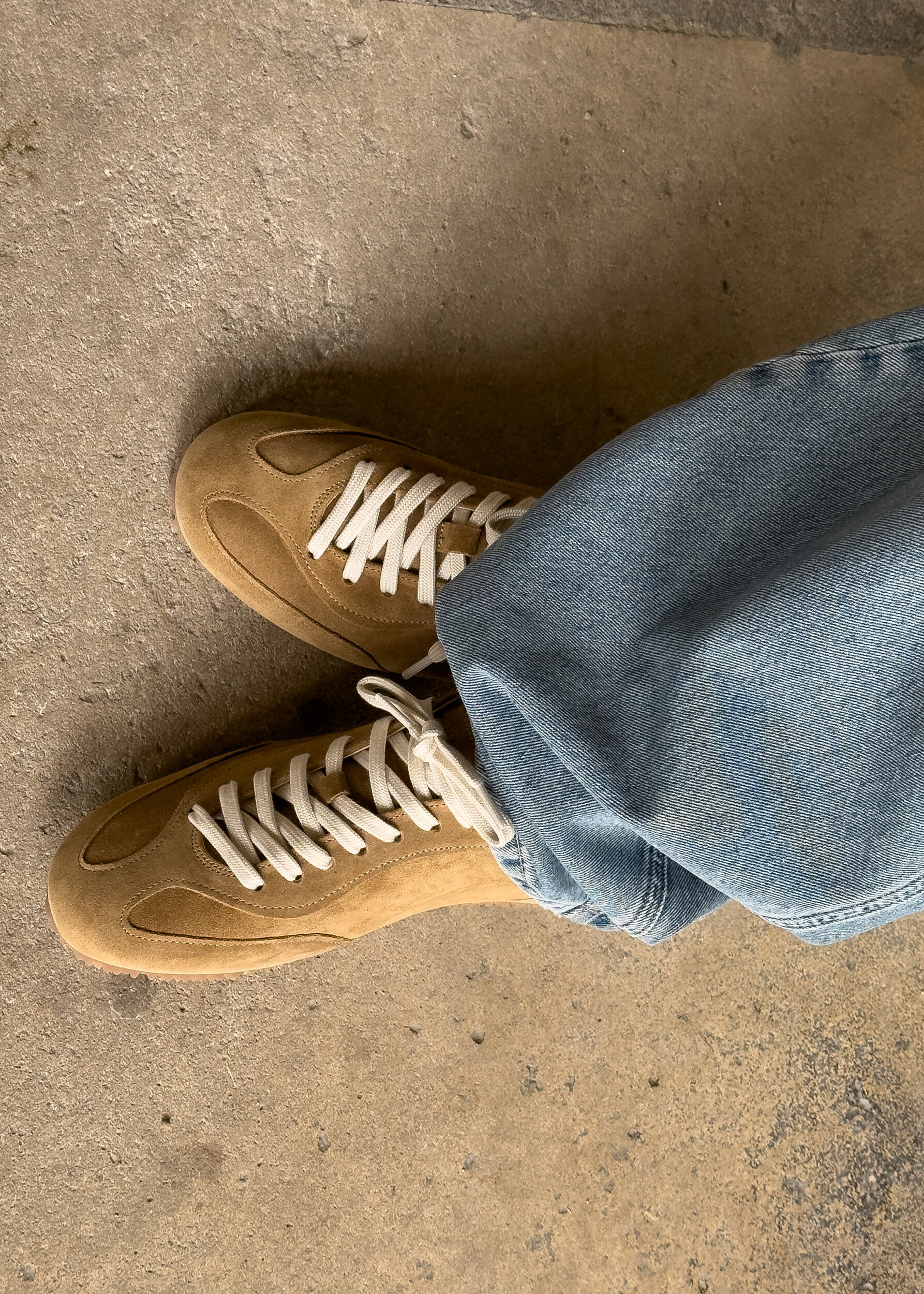 on-foot or scale view