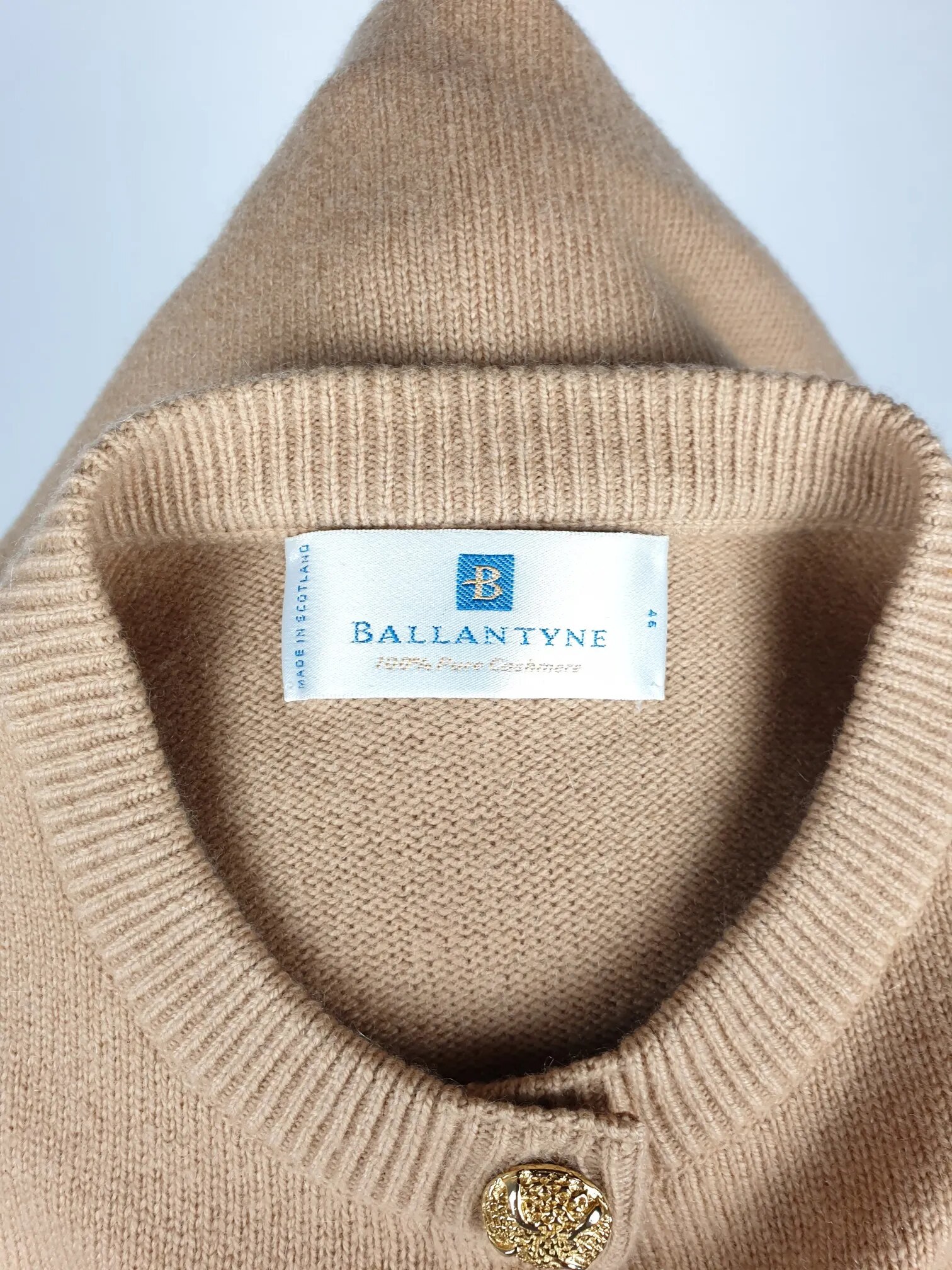 Camel cashmere cardigan detail with Ballantyne label