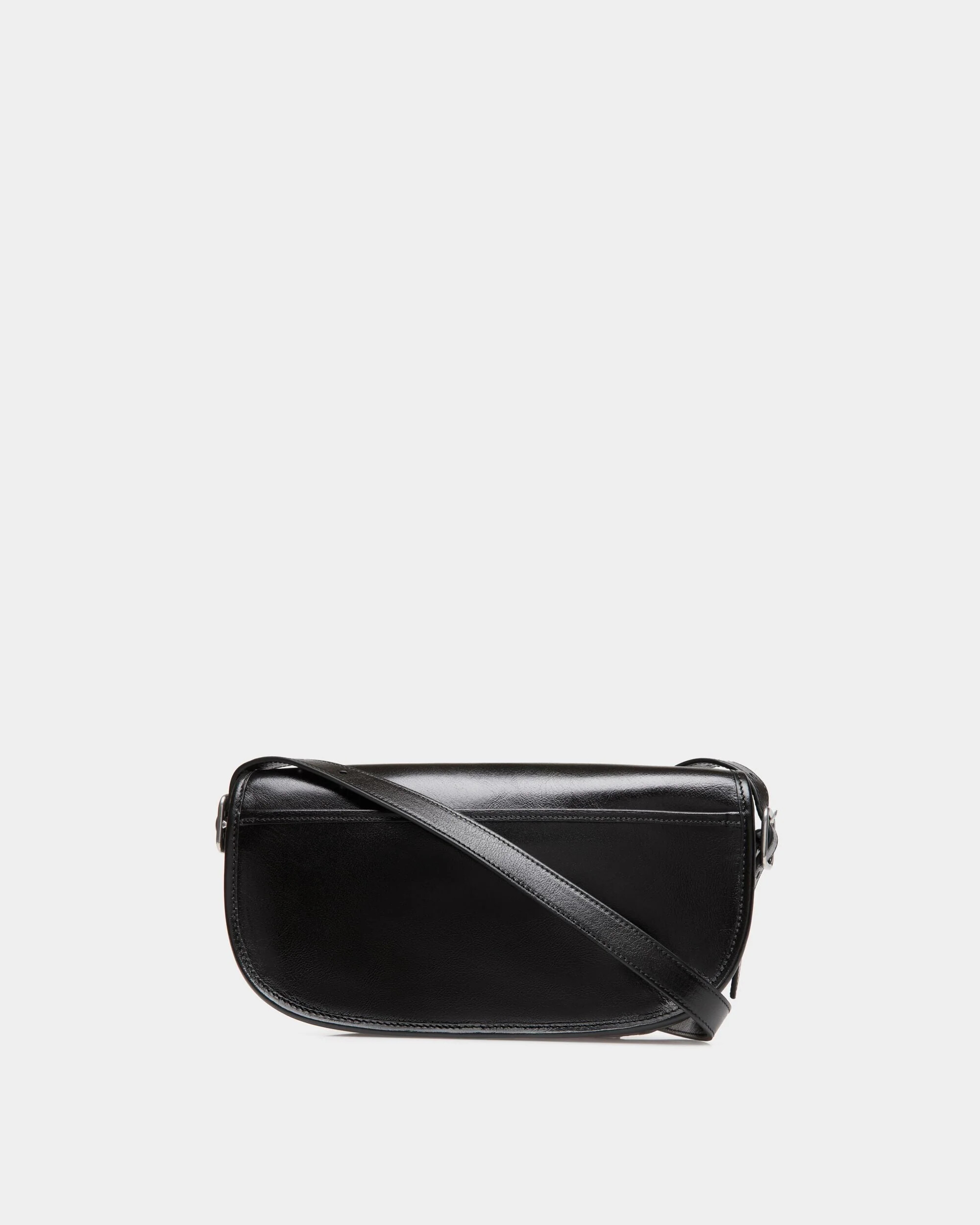 Back view with strap