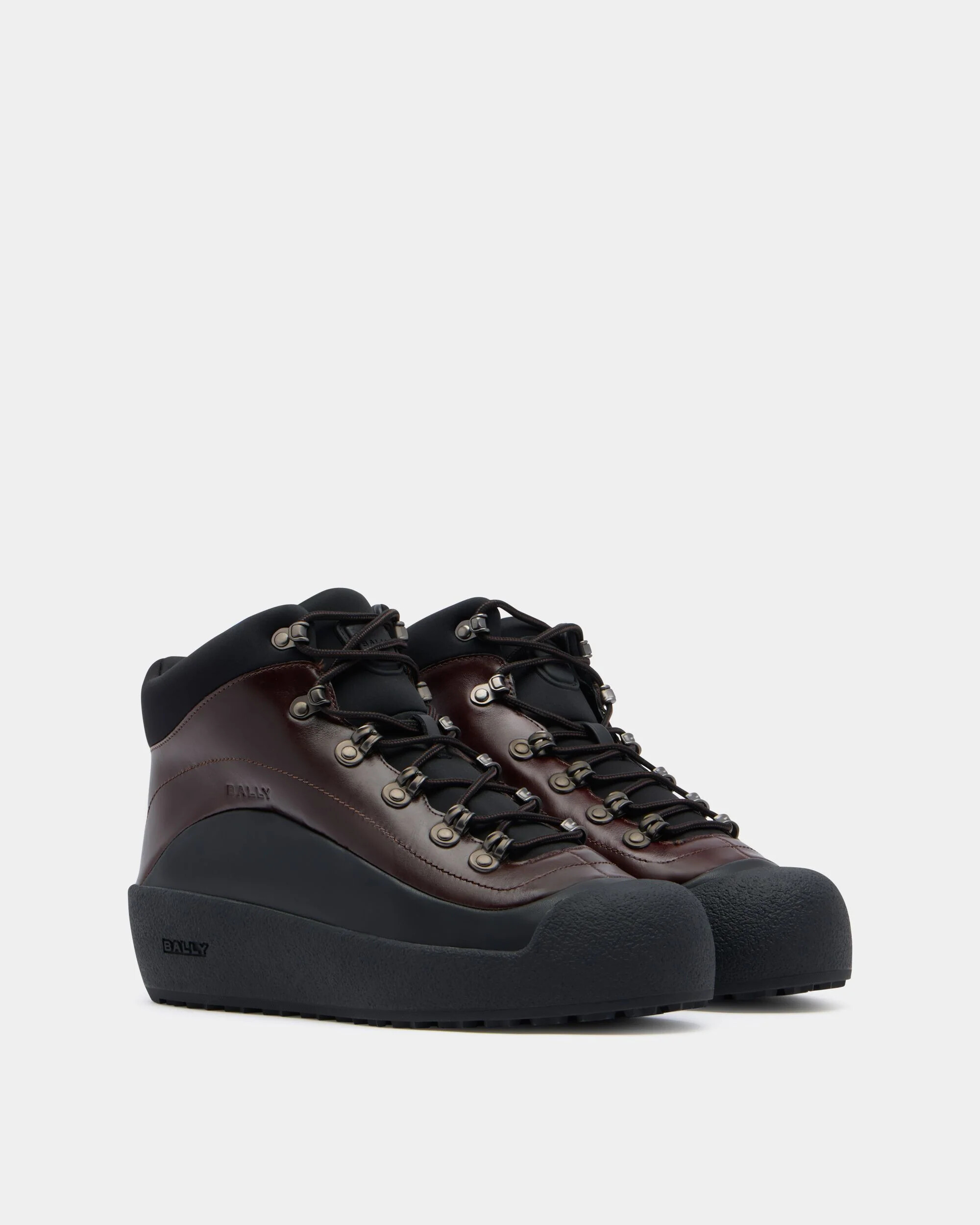 Pair view showing hiking-inspired lacing