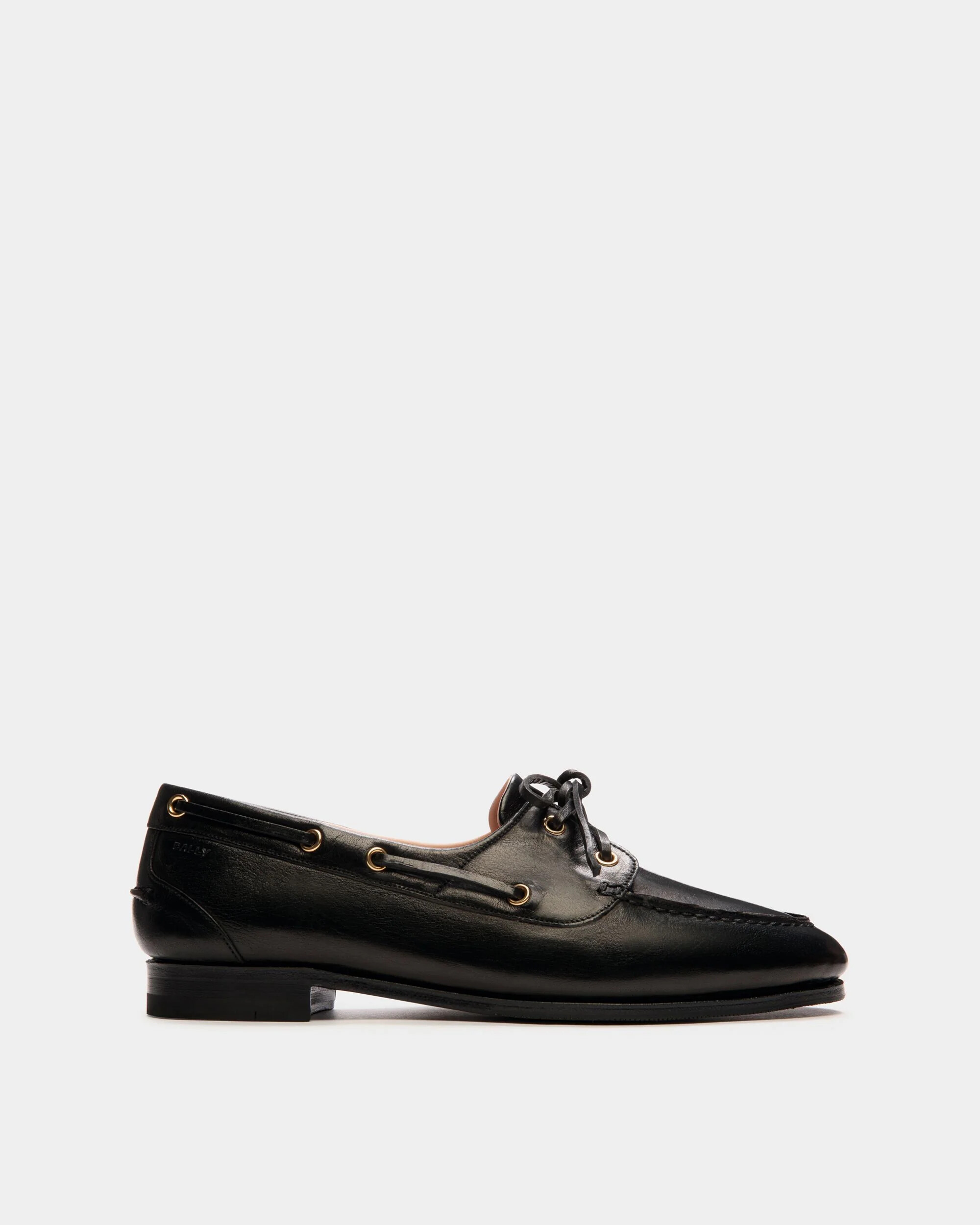 Plume Moccasin