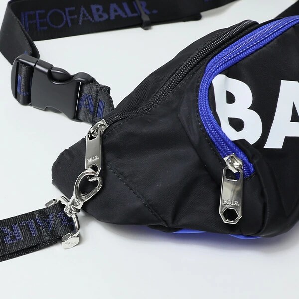 zip compartment
