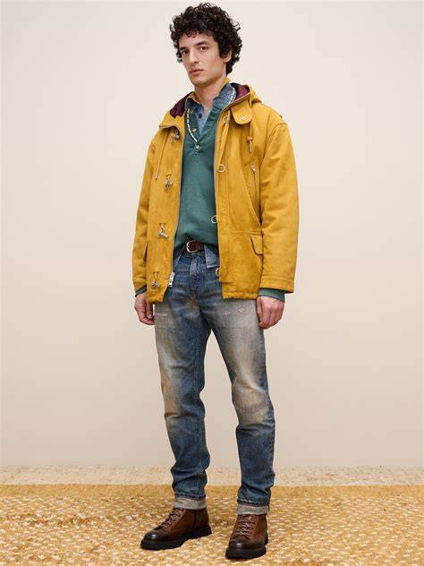 Utility pockets and relaxed fit