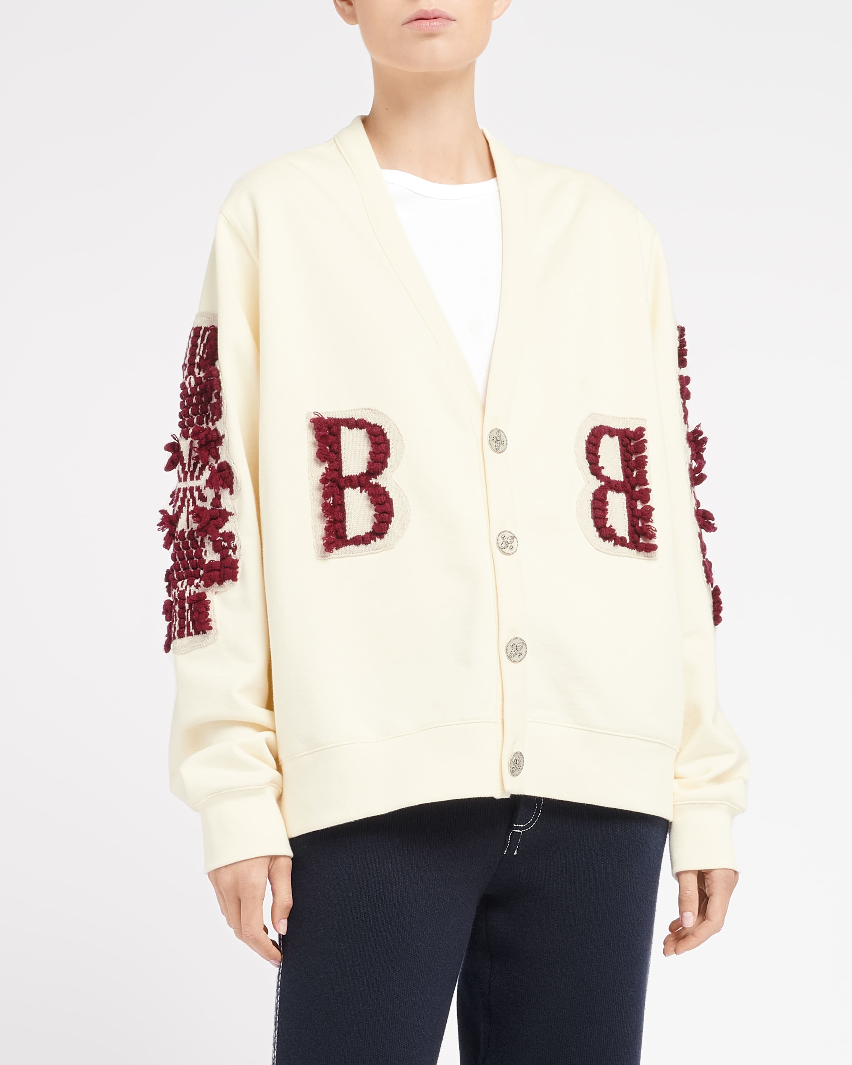 Cardigan in cotton with a cashmere B logo — side profile