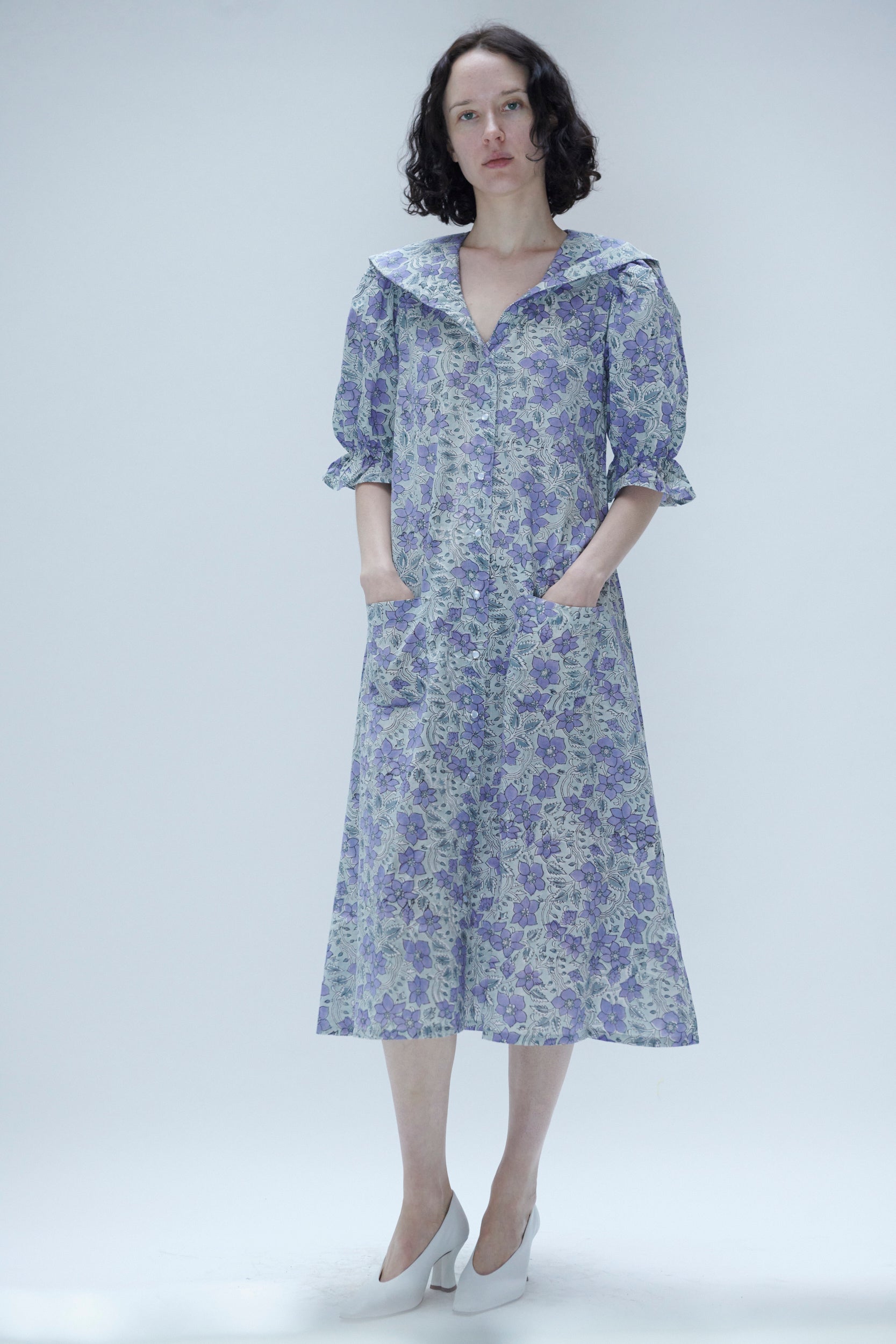 ruffled puff sleeve detail