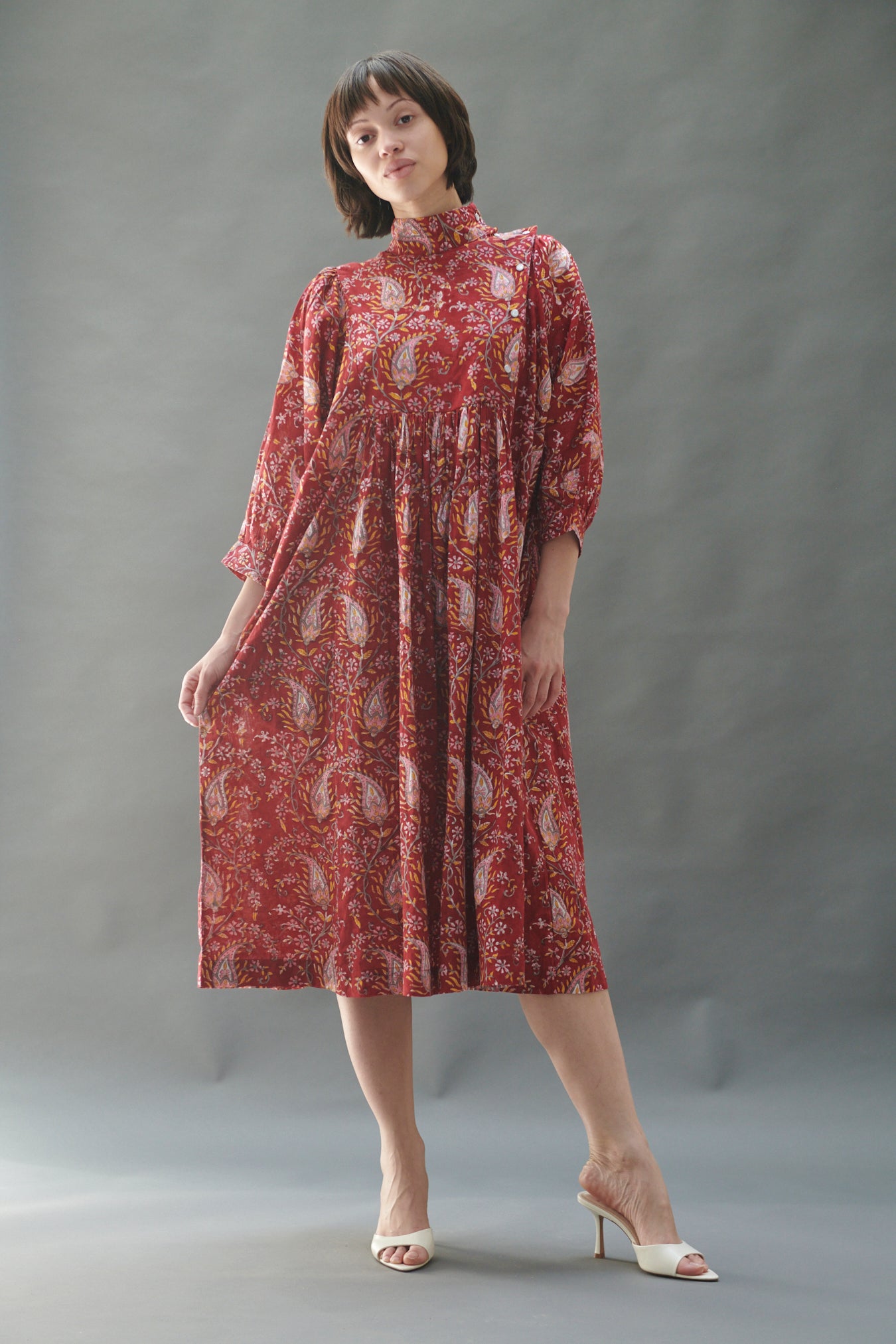 puff shoulder side view