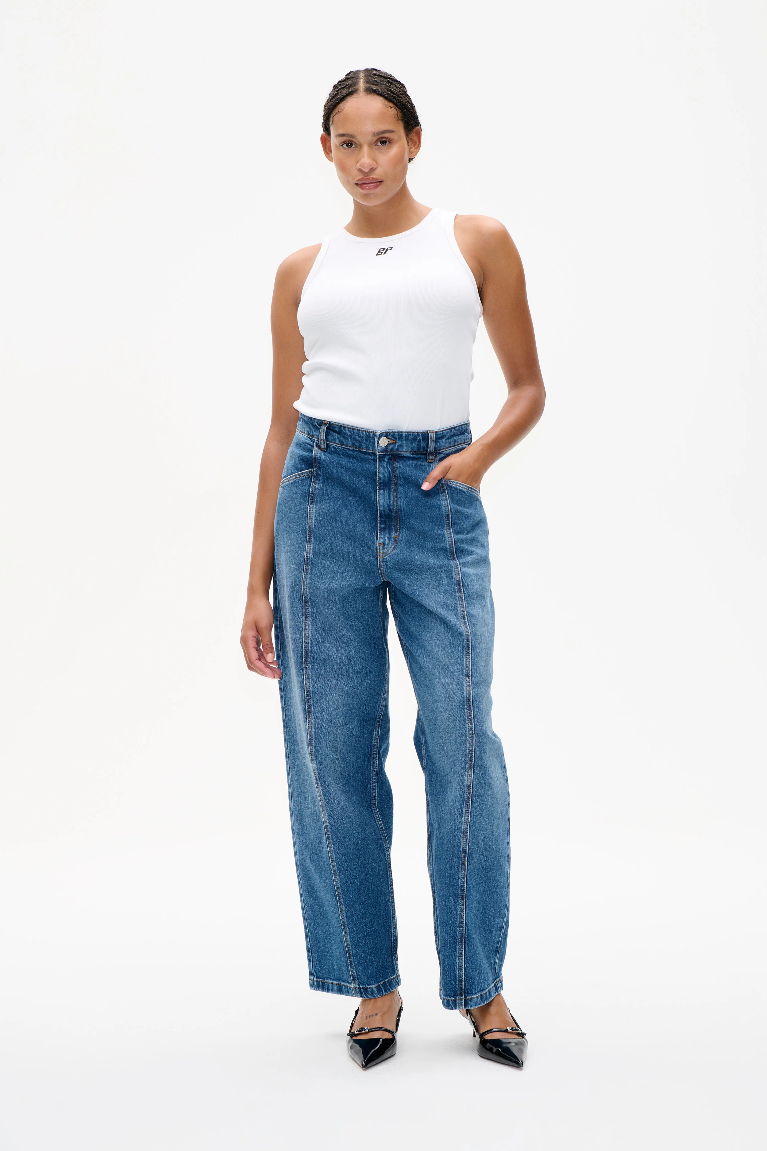 NO 02 JEANS