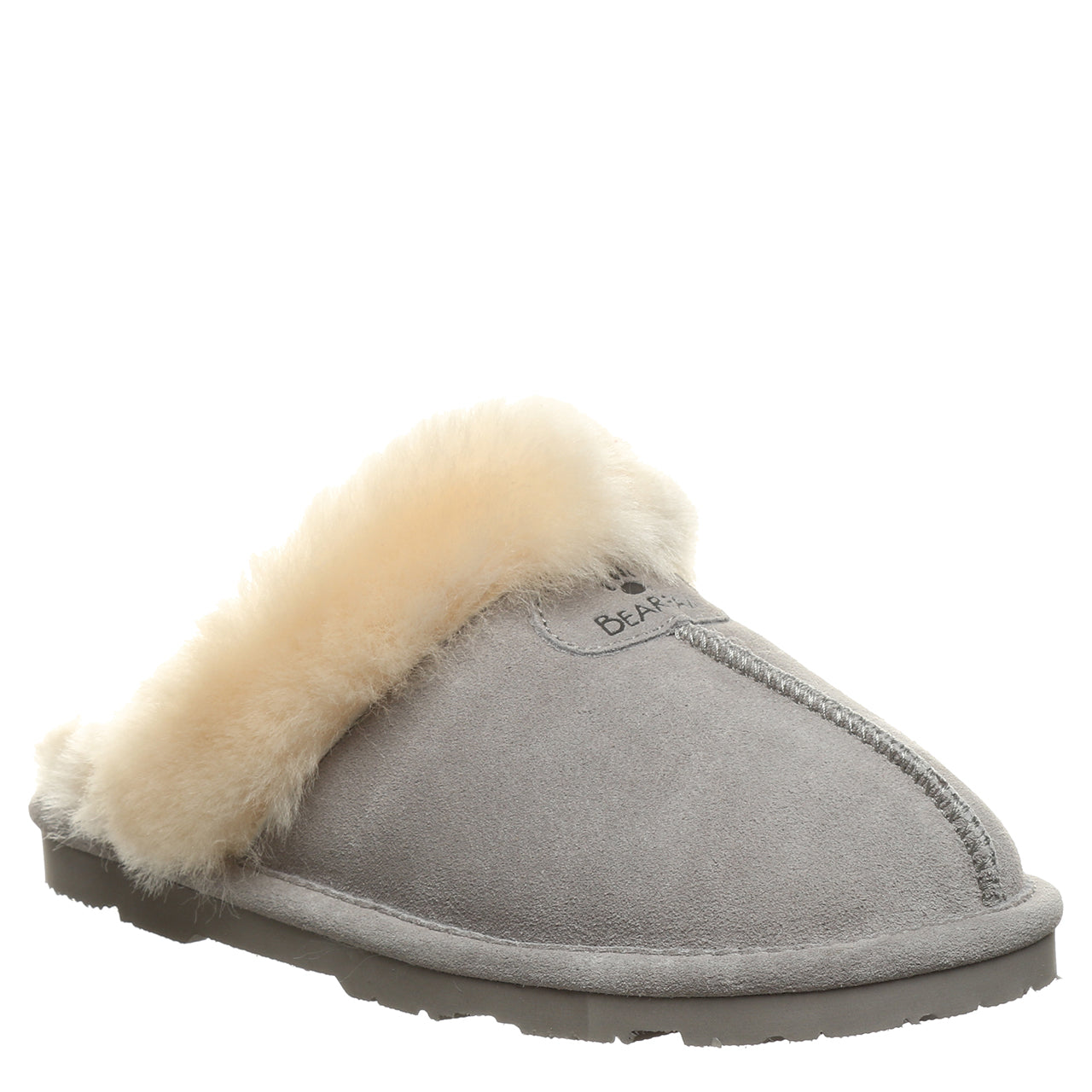 Three-quarter view with collar