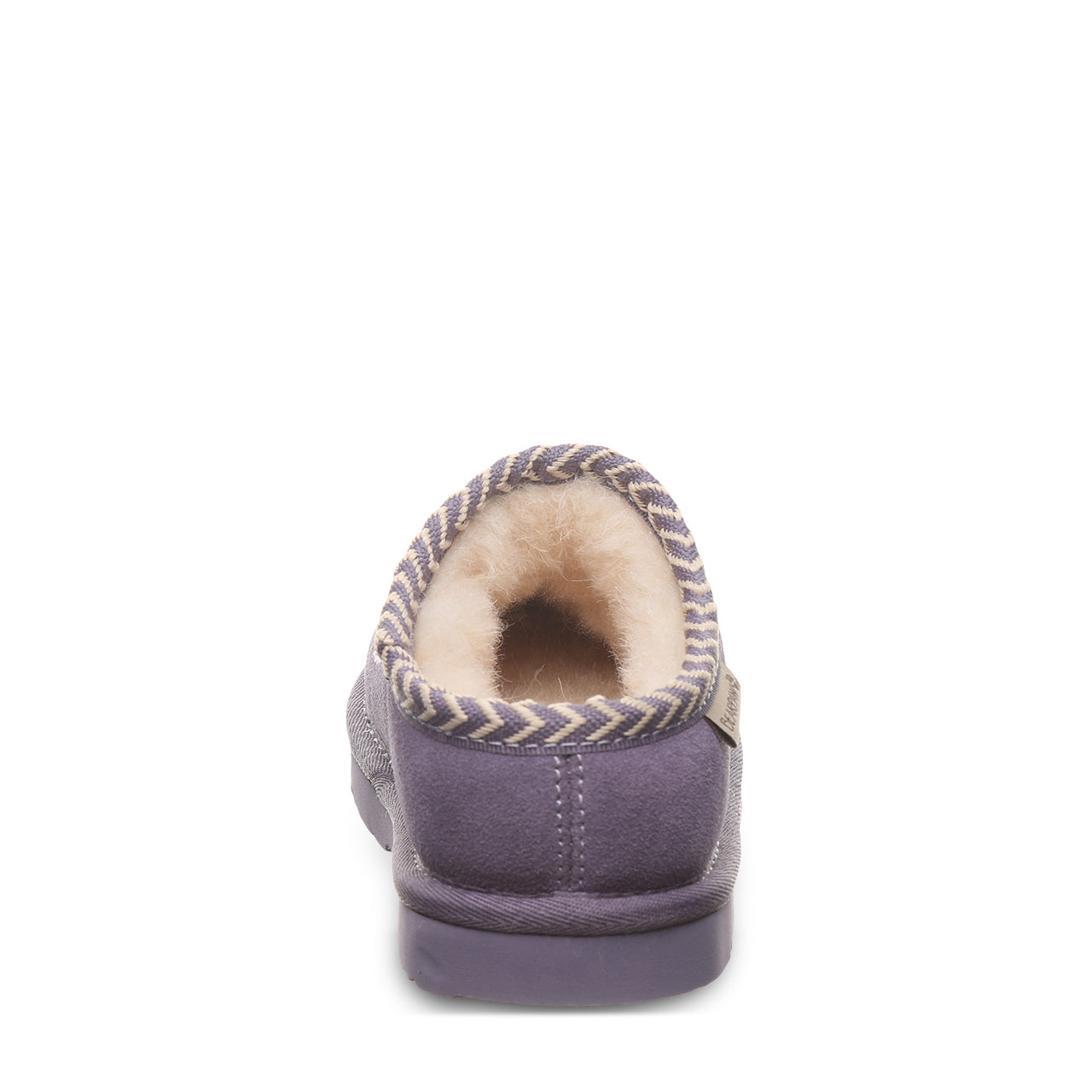 Heel view with contrast trim