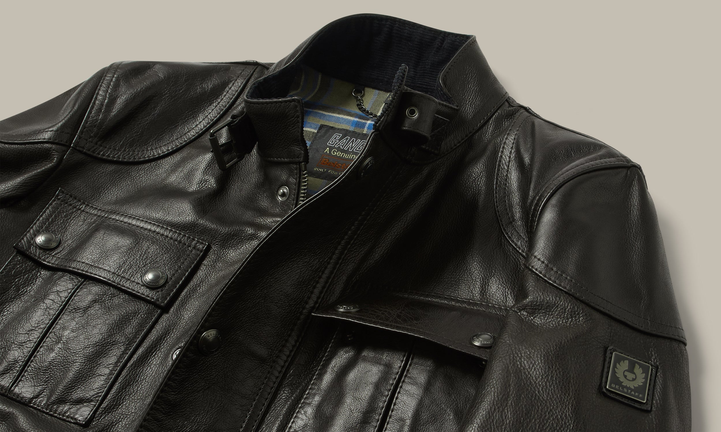 Leather collar, pocket and shoulder detail.