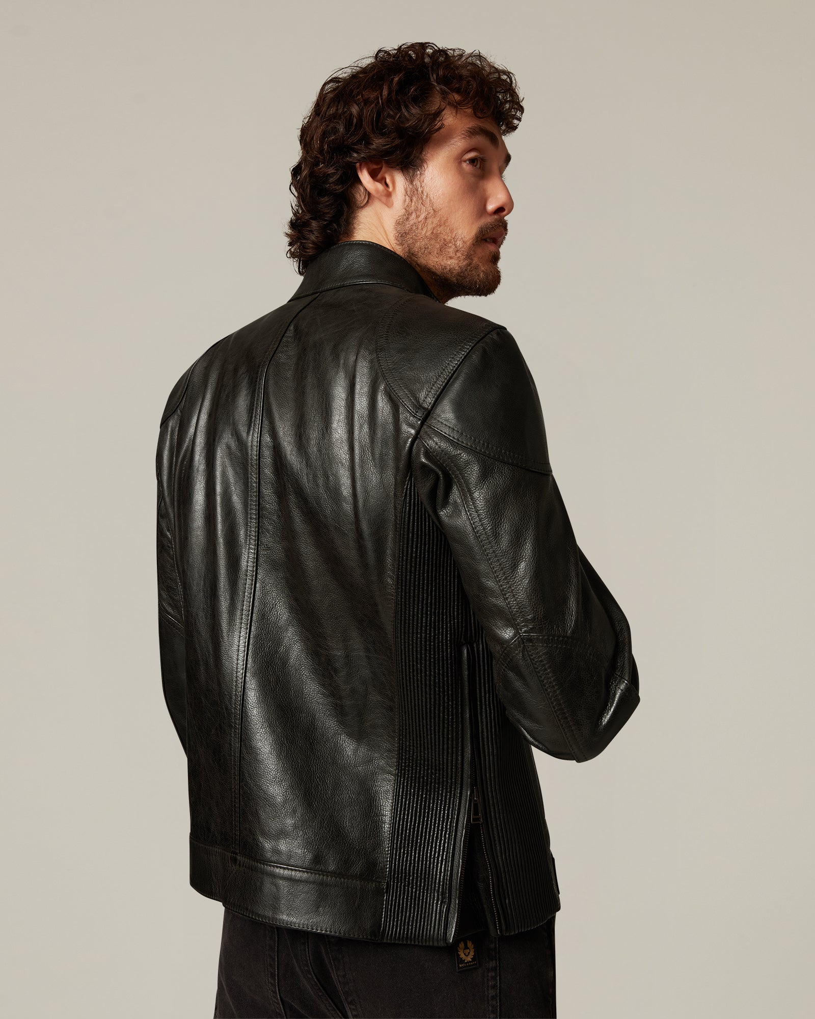 Back view showing the leather grain.