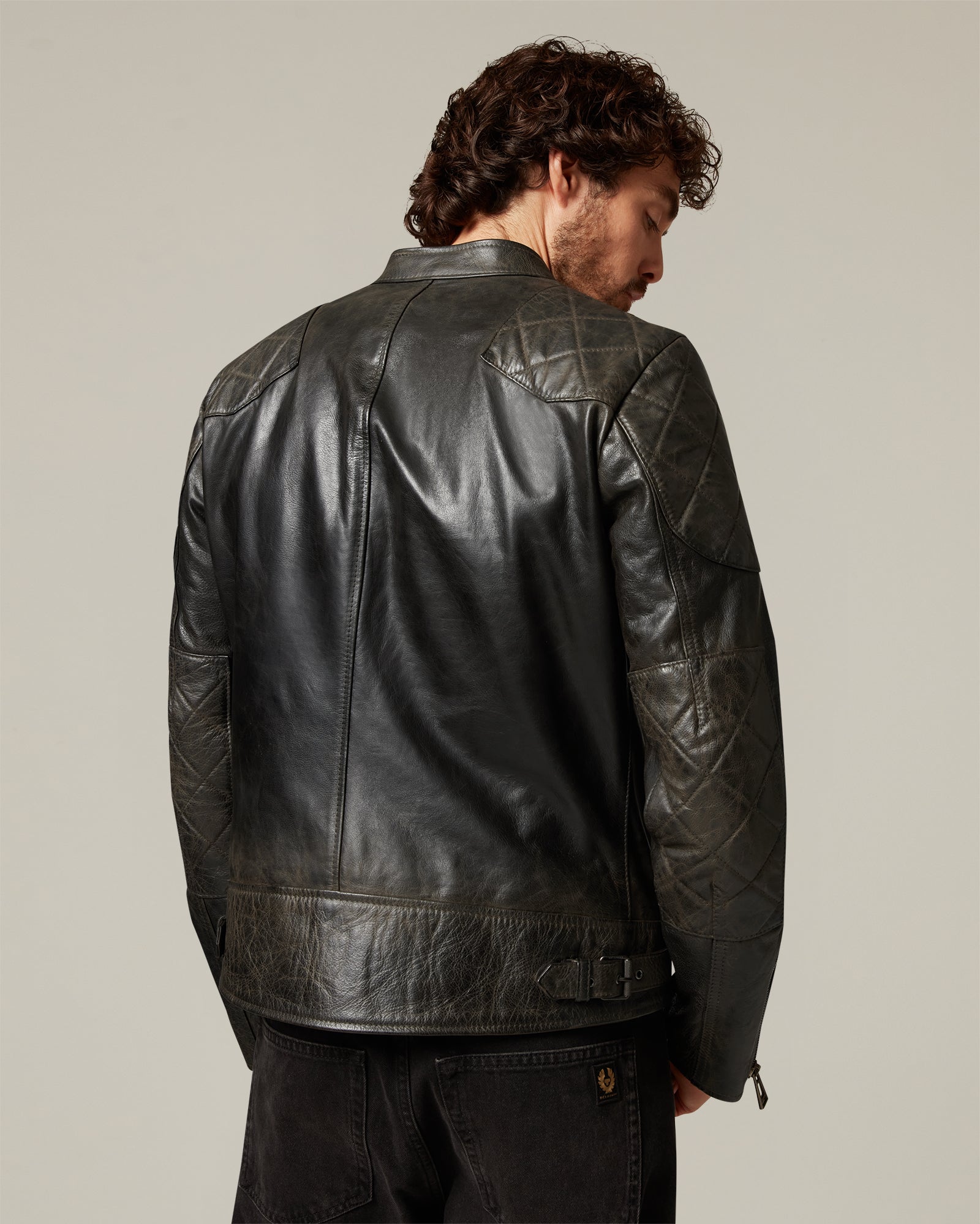 Back view of the cafe-racer cut.