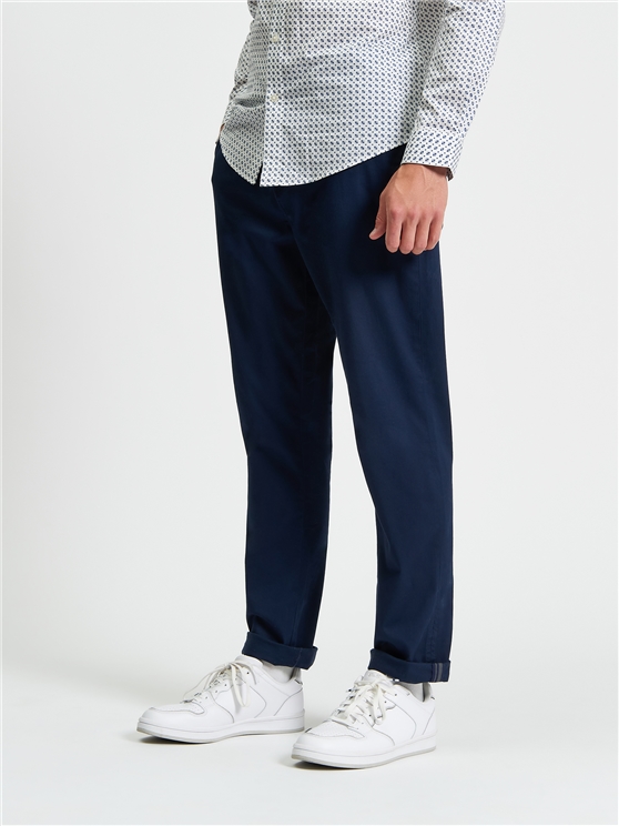 Signature Slim Stretch Chino