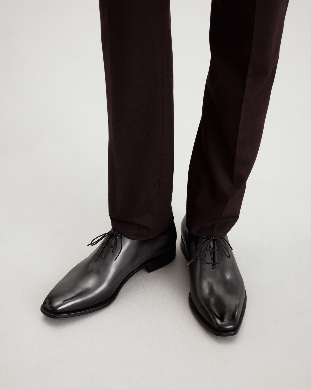 On-foot formal proportion