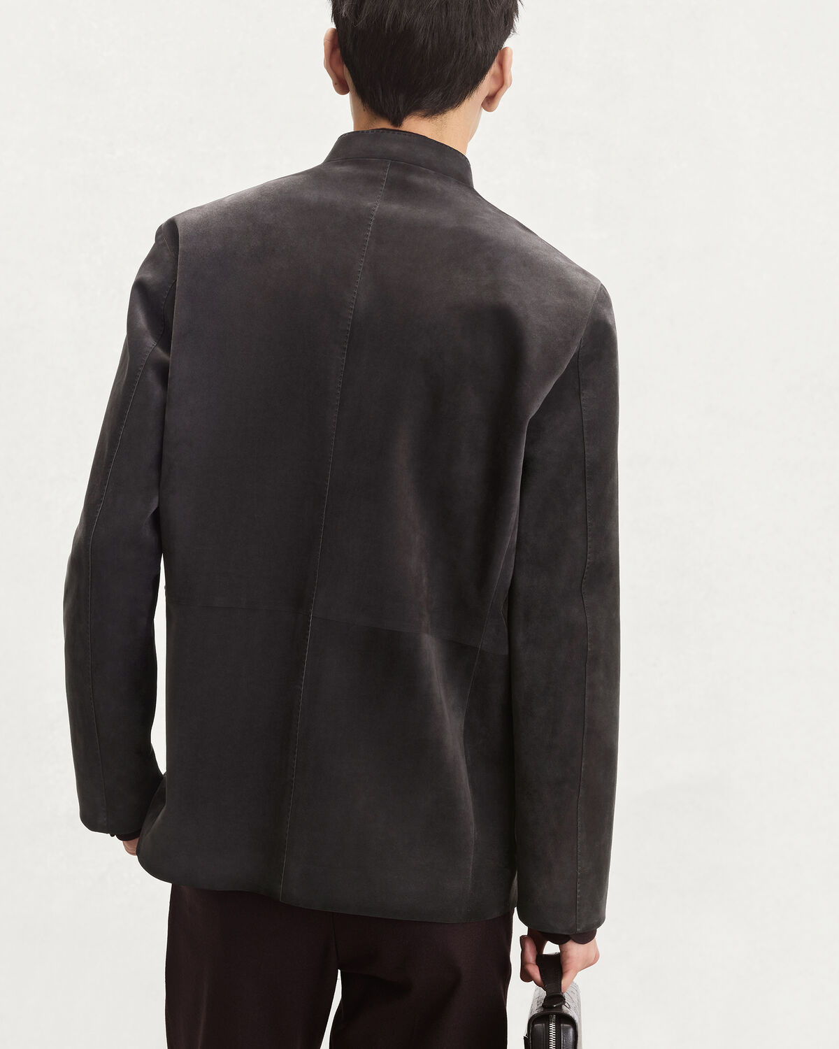 Back view and fluid cut