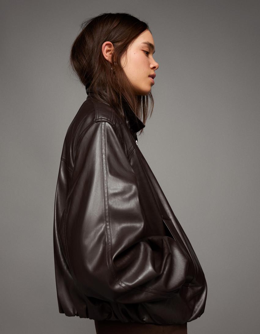 side studio view with rounded sleeve