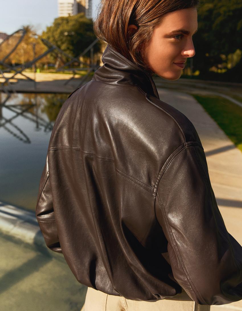 back-angle lifestyle styling