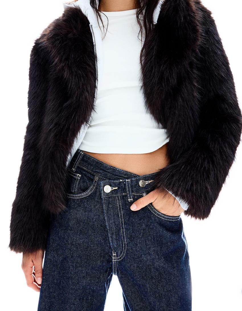 wide-leg studio styling