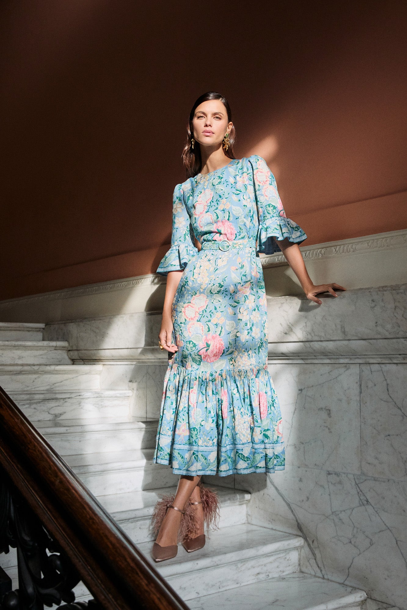 side view of the tie-waist dress