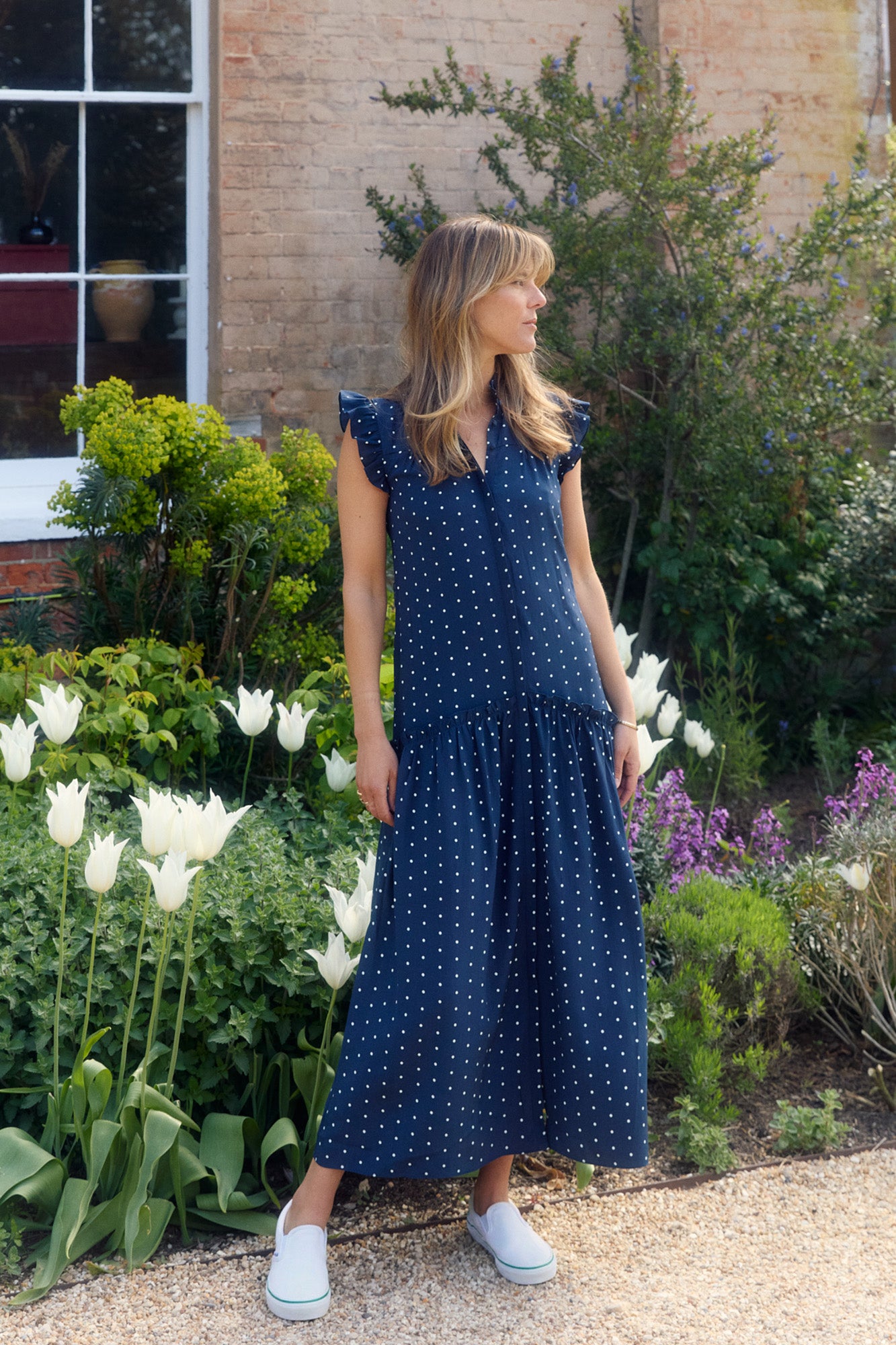 back view of the sleeveless midi