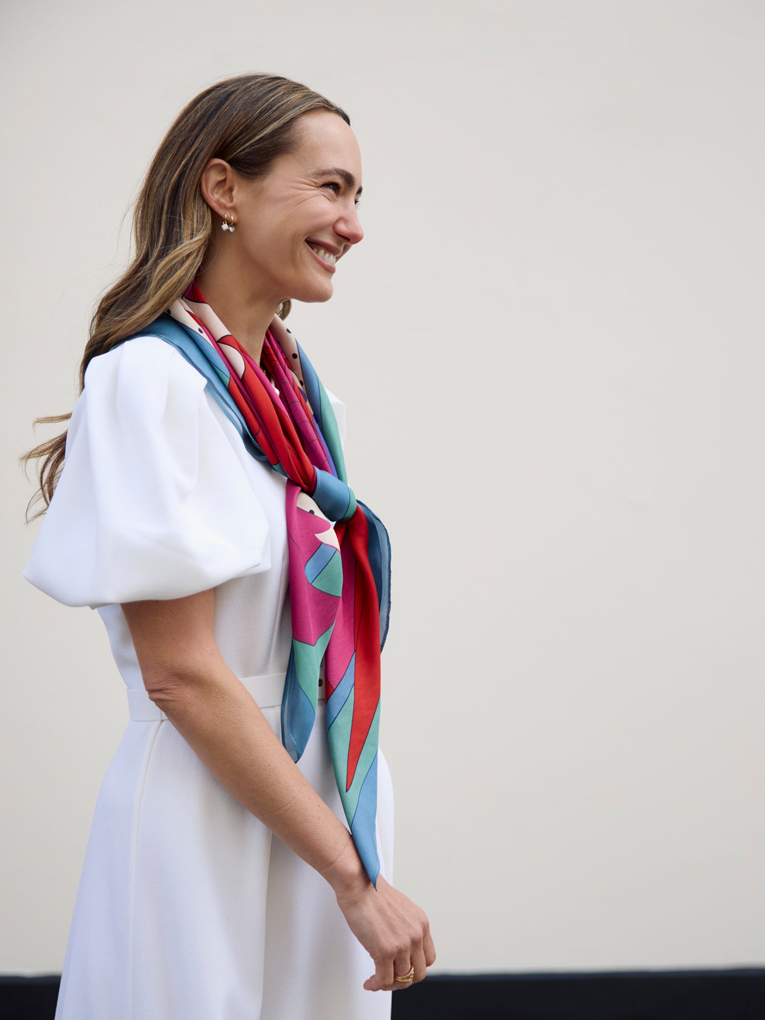 scarf worn at the neck