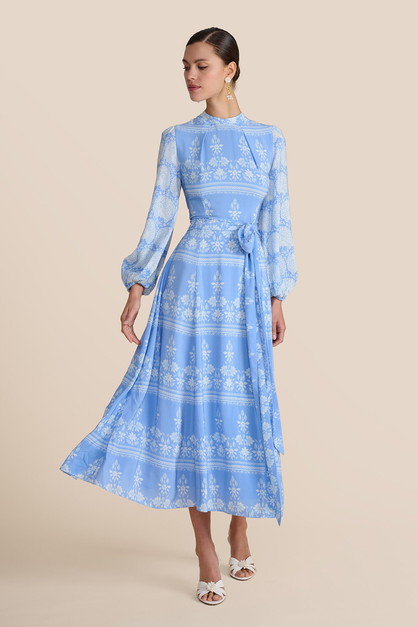 garden styling of the ankle-length skirt