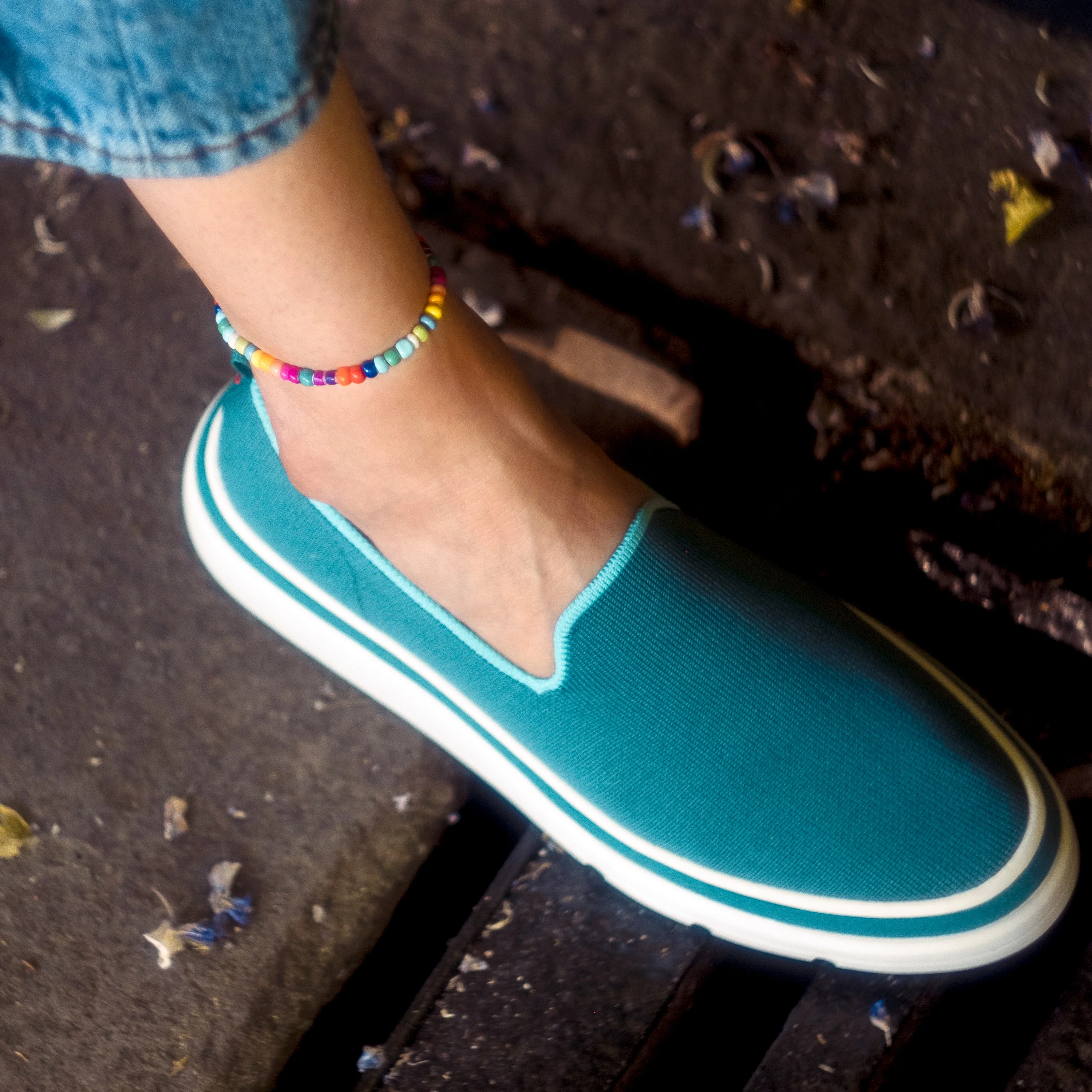 Sutton Knit Sneaker detail view 2