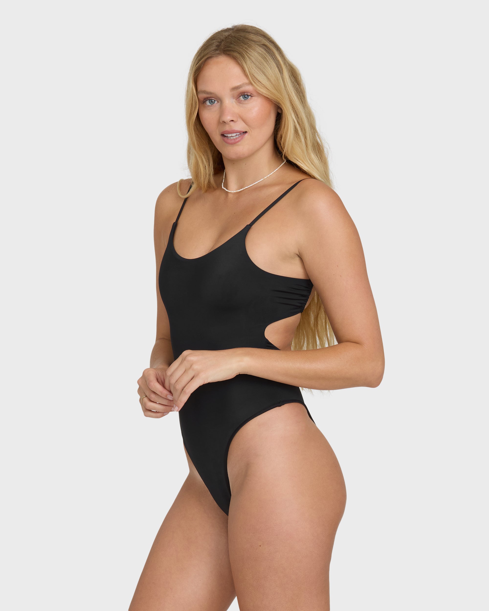 Side view of the high-leg fit