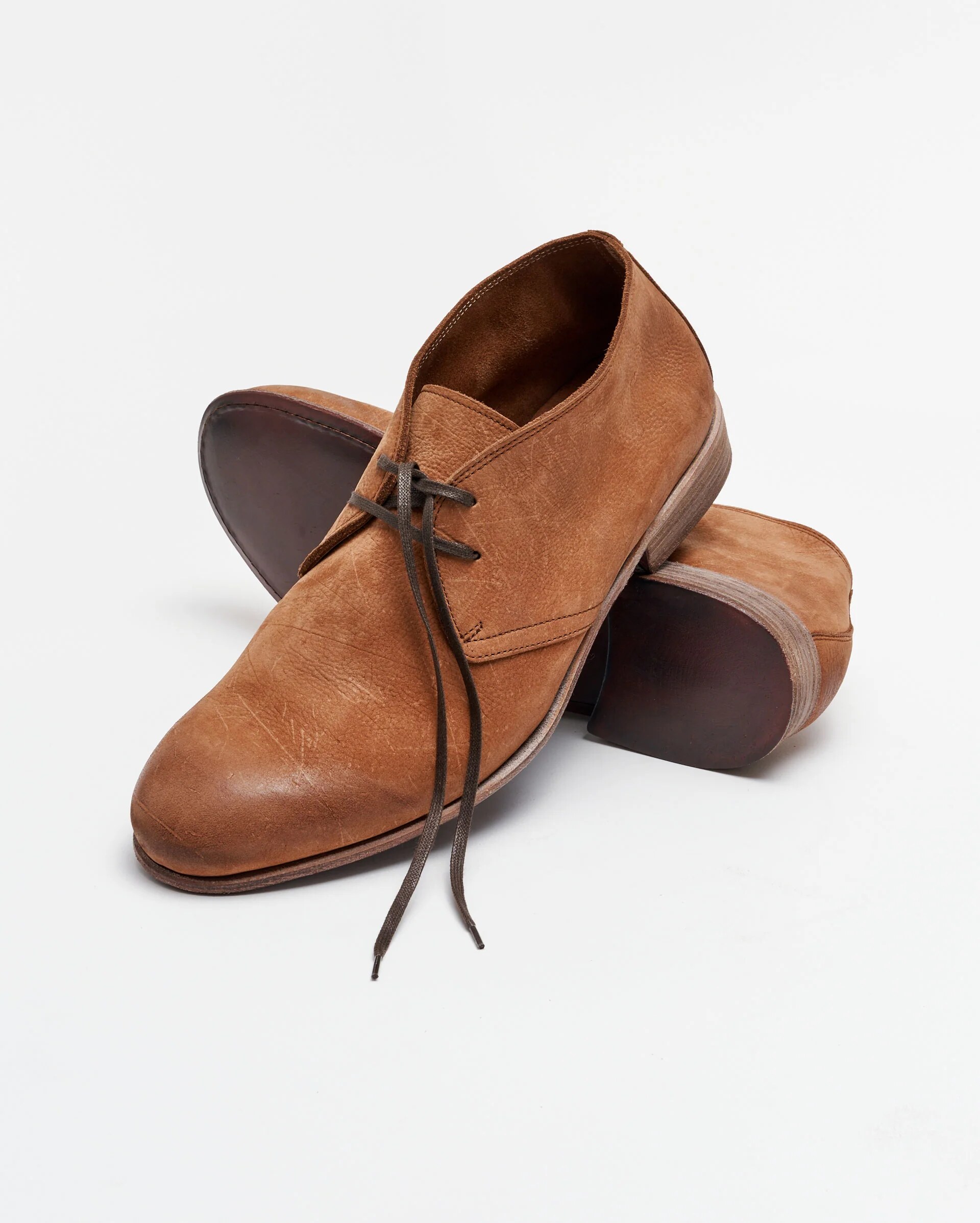 three-quarter view with laces