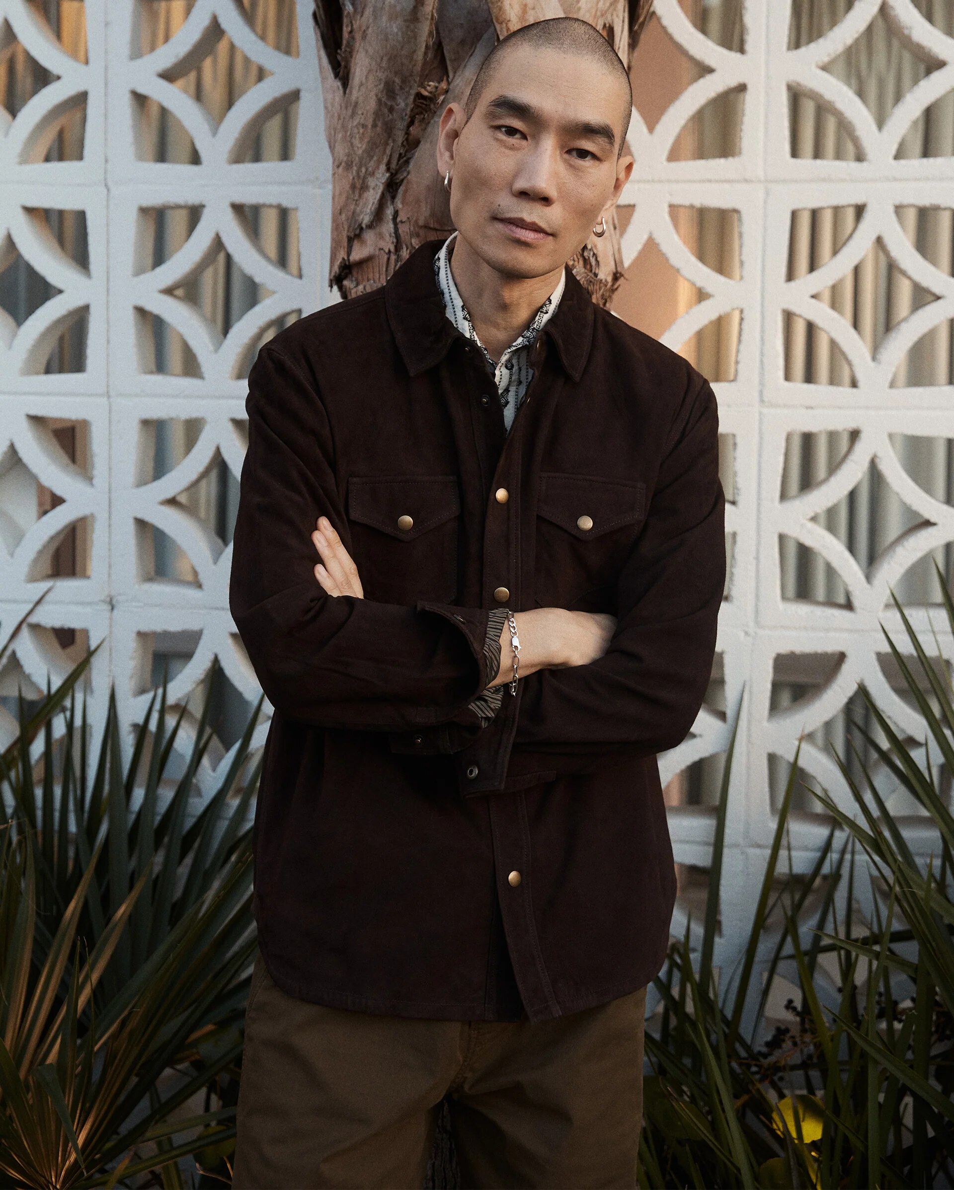textured setting with the western pockets