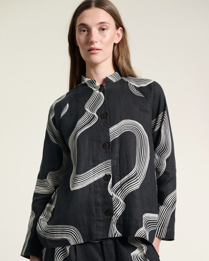 Hikazu Raglan Jacket