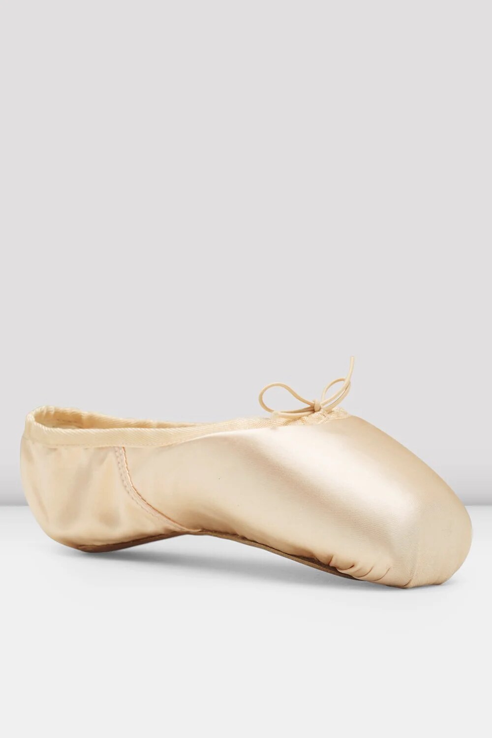 Side profile with low, streamlined heel