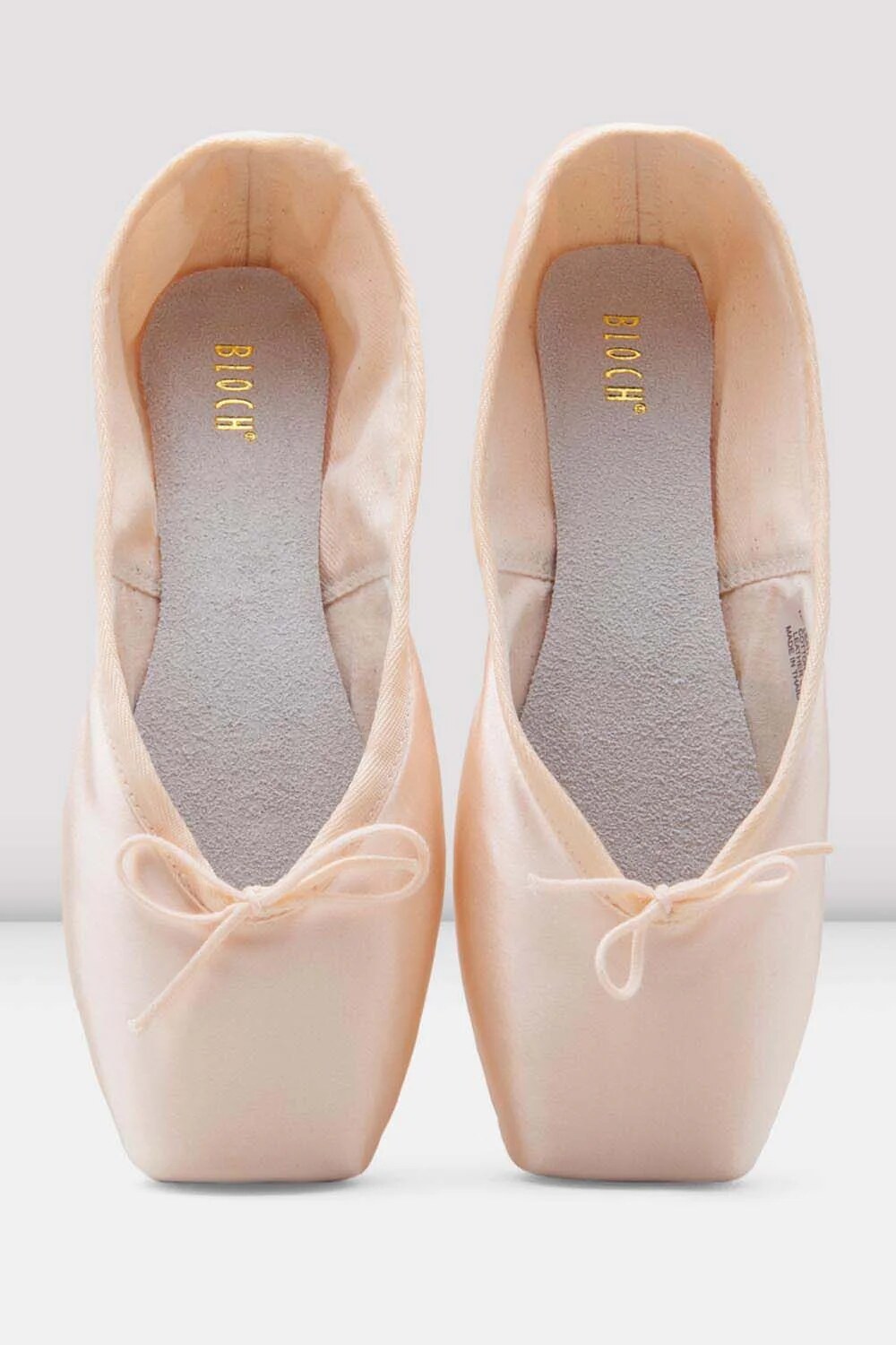 Interior platform and heel shape