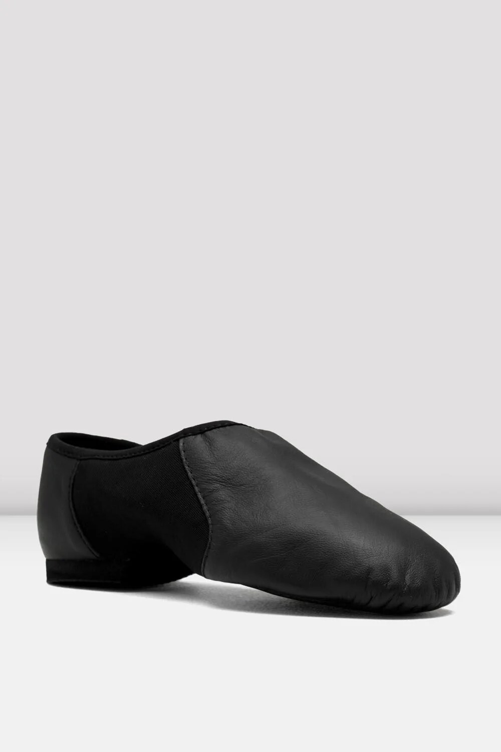 Three-quarter leather upper