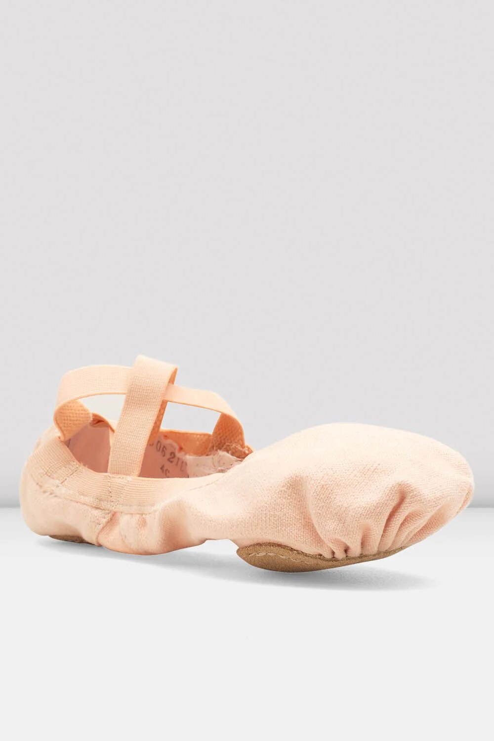 Crossed instep elastics