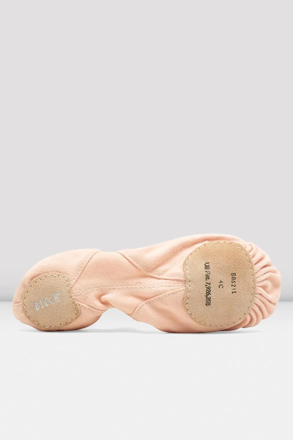 Forefoot outsole pad detail