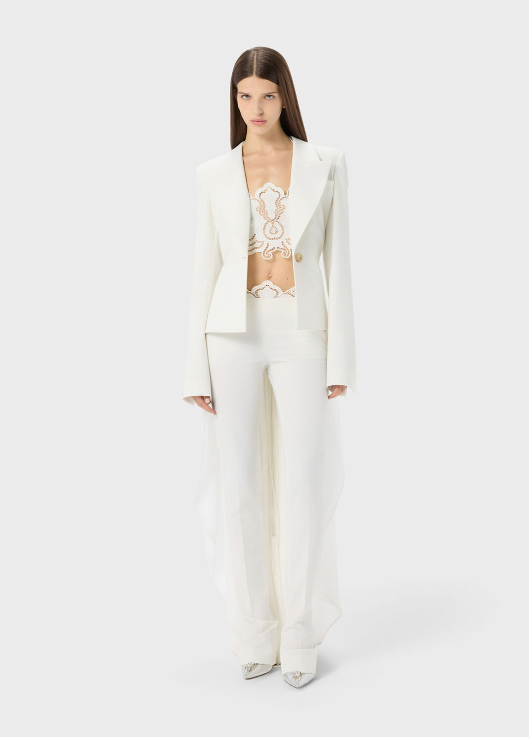 styled under tailoring