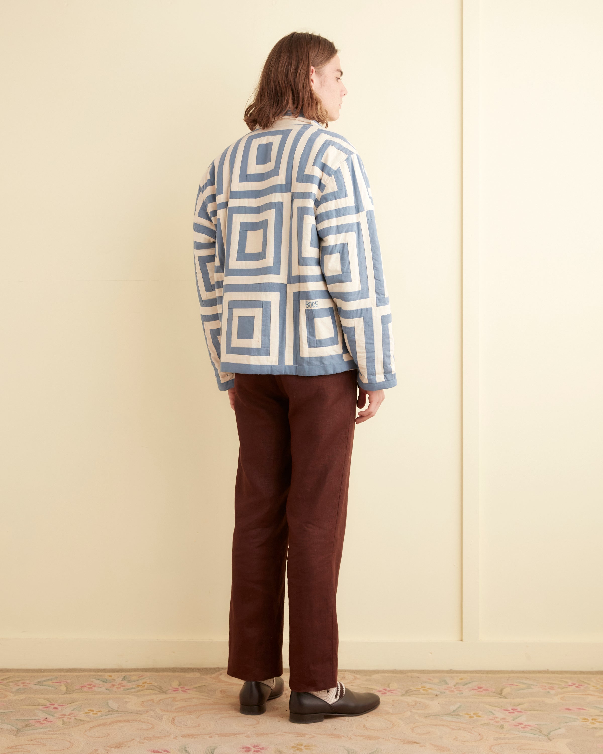 Side angle with boxy workwear proportion