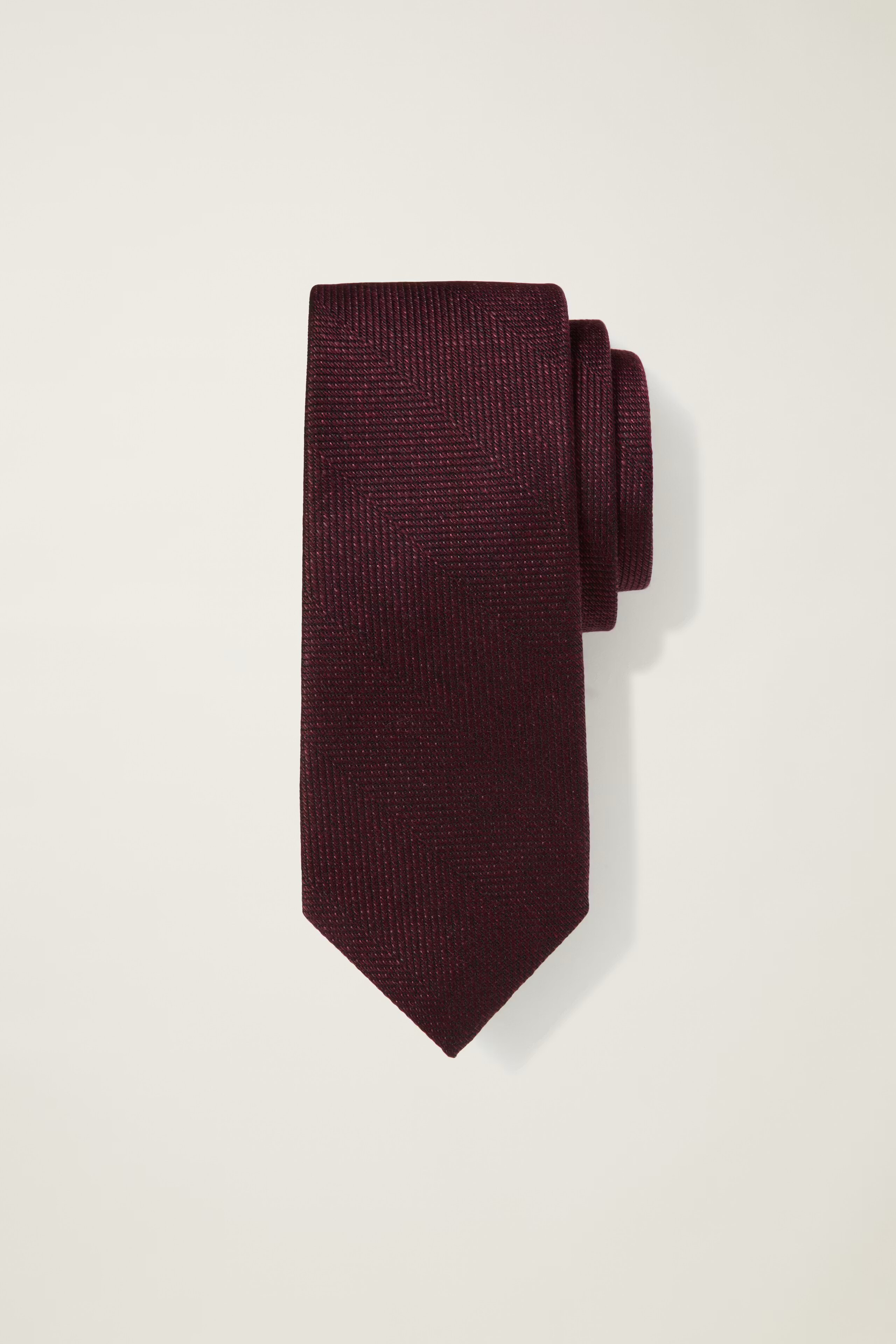 burgundy tie
