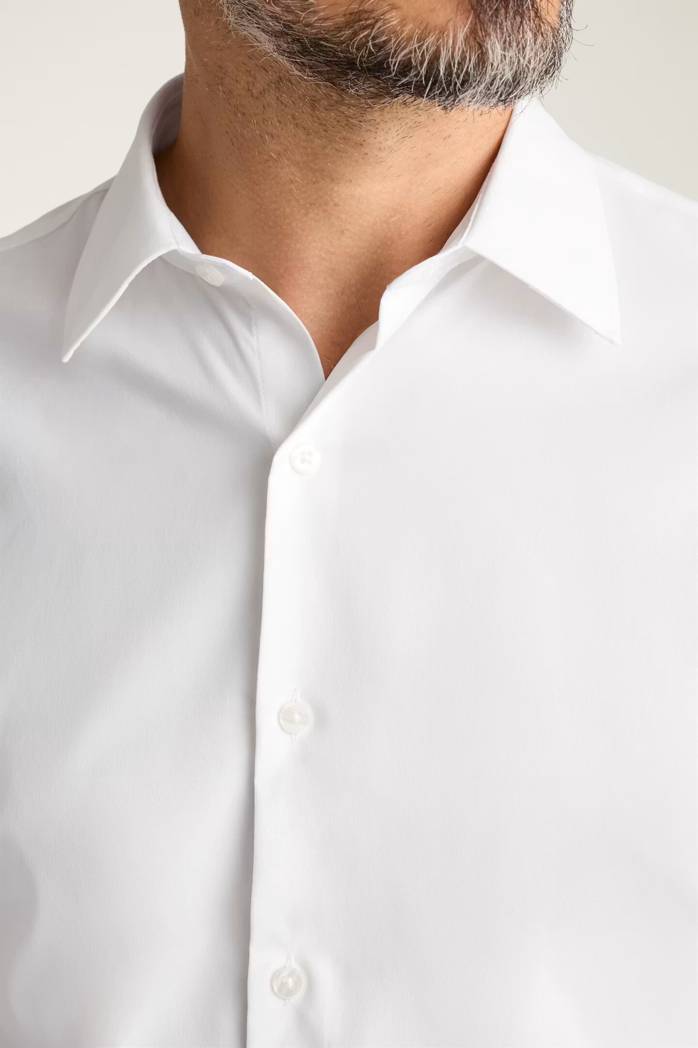 collar detail