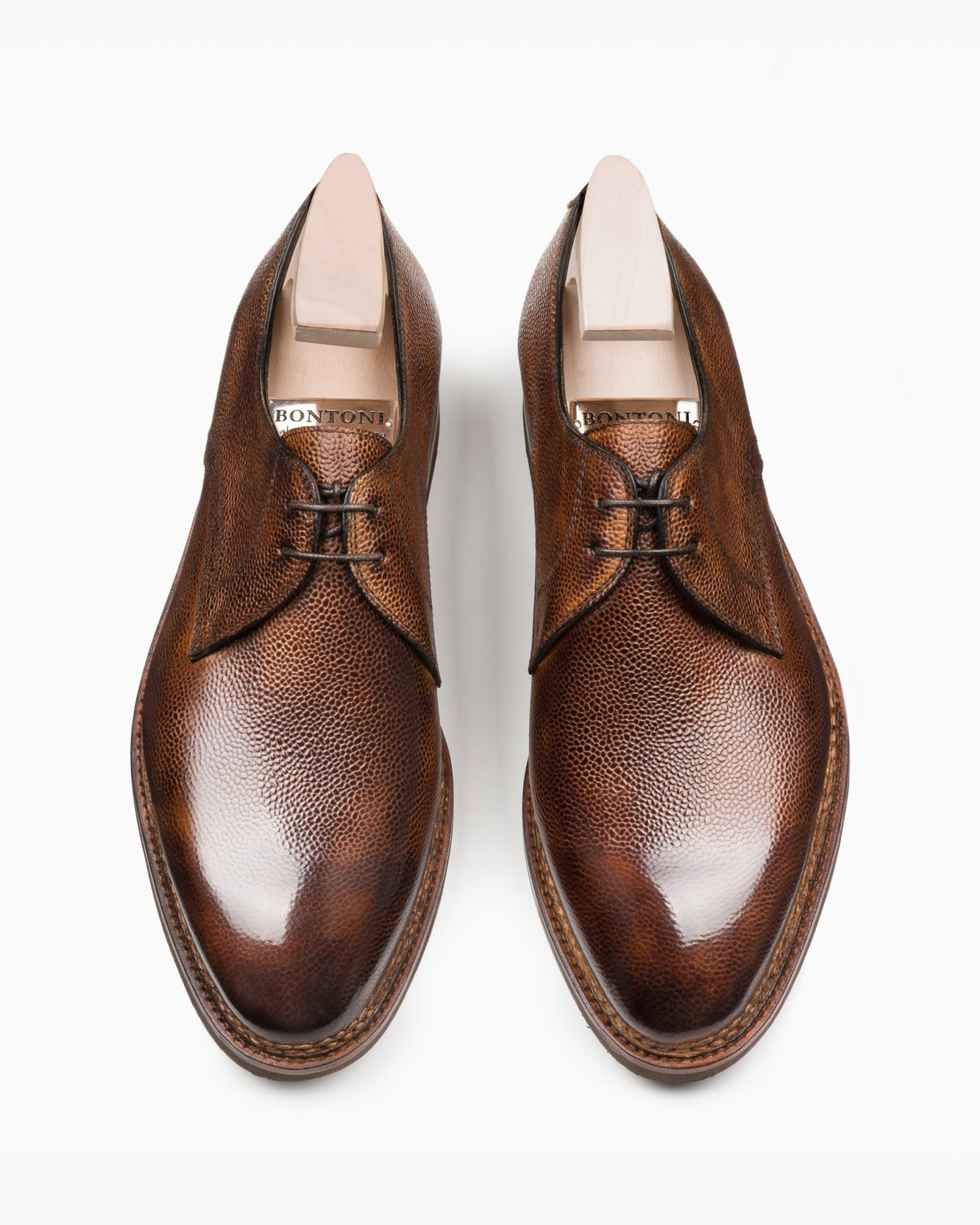 Carnera — three-quarter view